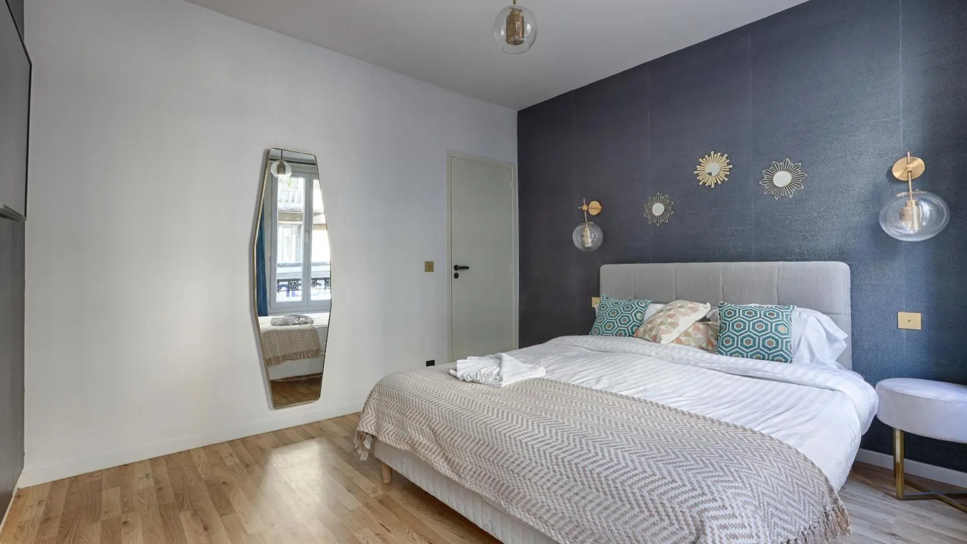 Ferienwohnung Mykeypers - Amazing Luxury Triplex 3Br 8P - Arc De Triomphe Paris